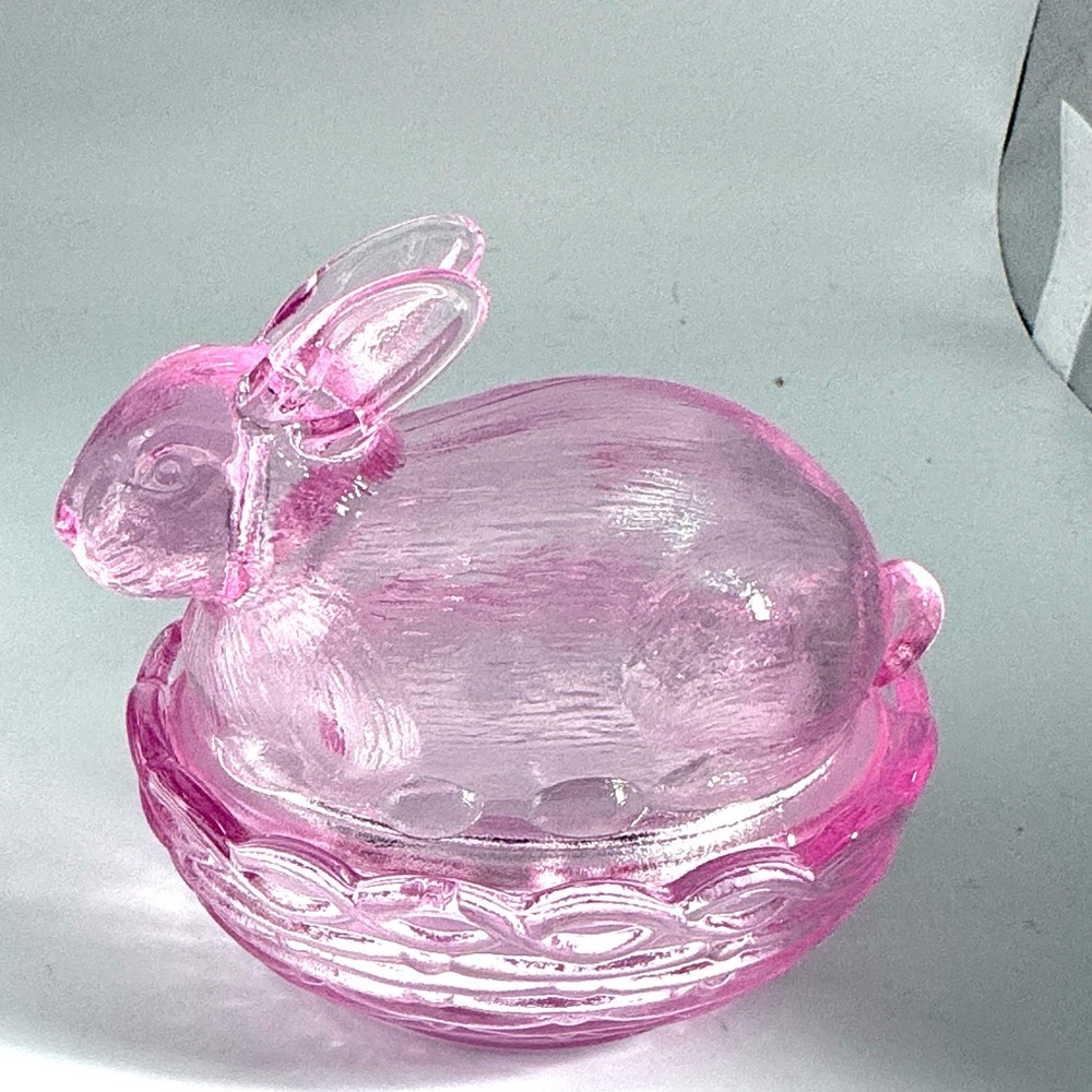 ?Moser?Pink Bunny on Nest